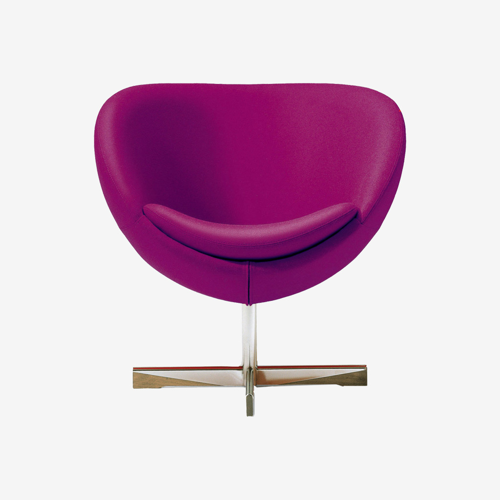 Wood Pecker Leatherette Chair